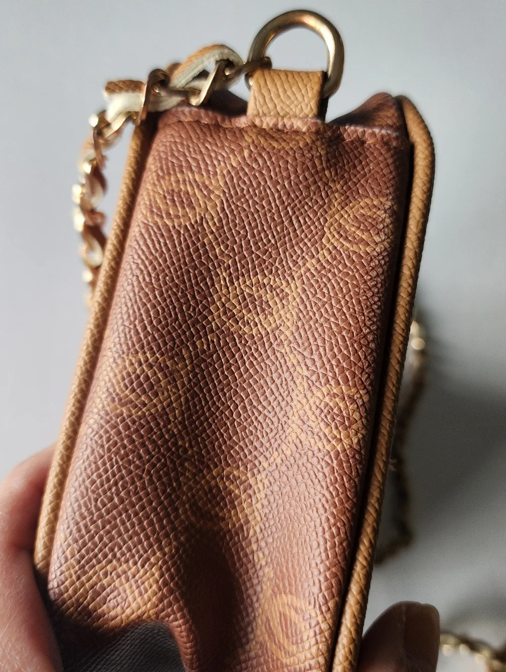 BEBE SERENA MONOGRAM CAMERA CROSSBODY - Picture 10 of 12